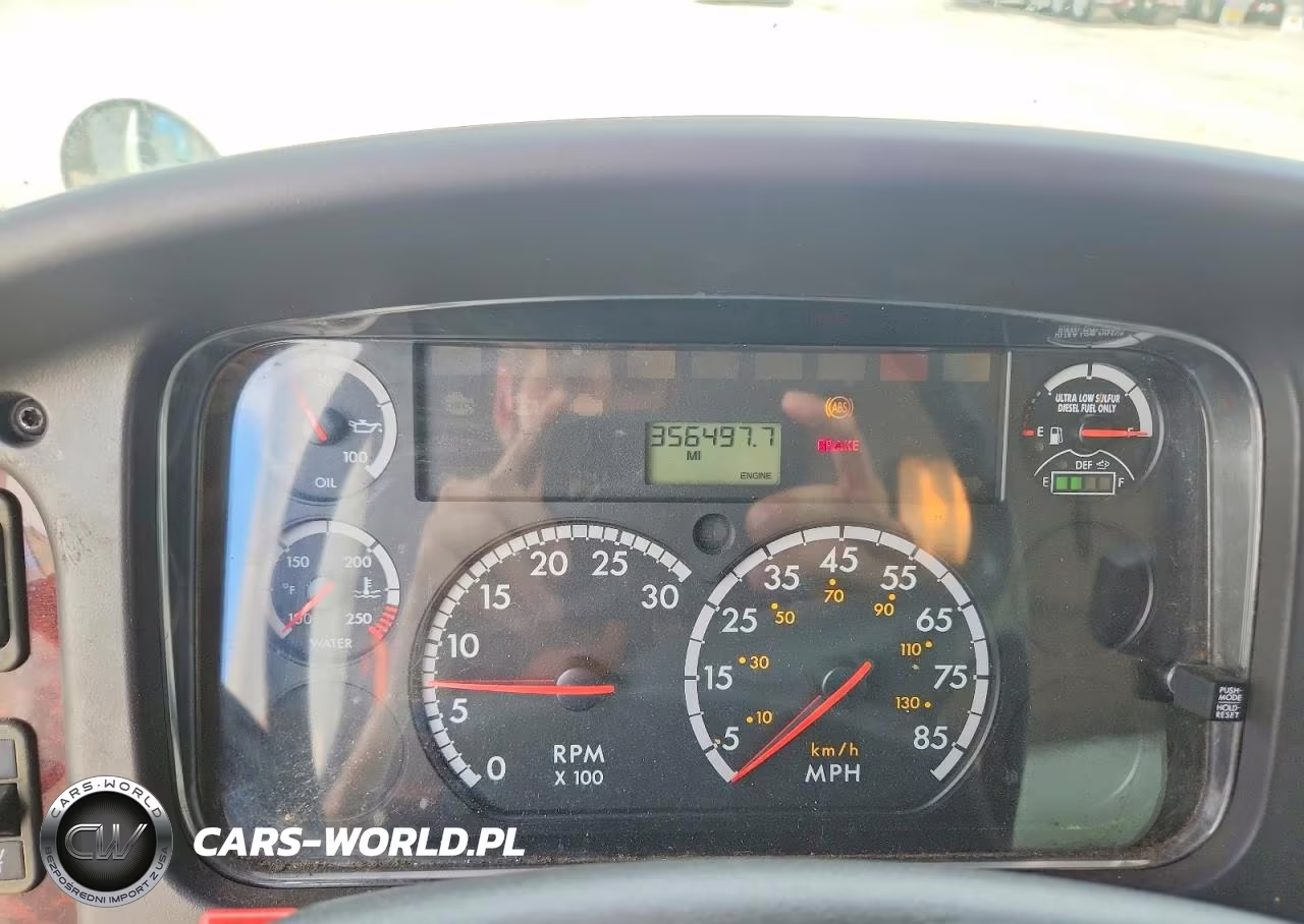 2013 Freightliner M2 106 Medium Duty VIN:1FVACWDU0DHBZ2479 - 9