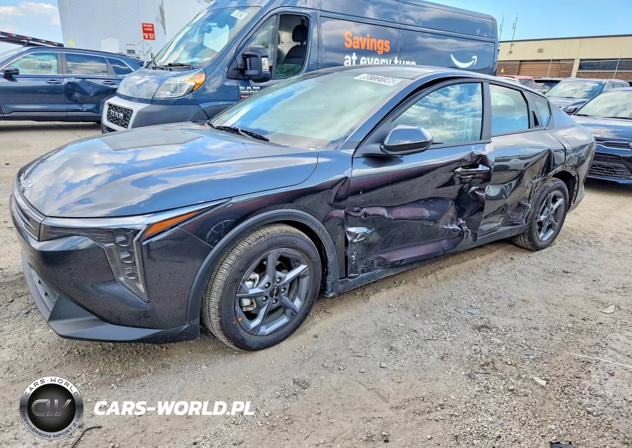 2026 Kia K4 Lxs VIN:3KPFT4DE6TE334611 - 1