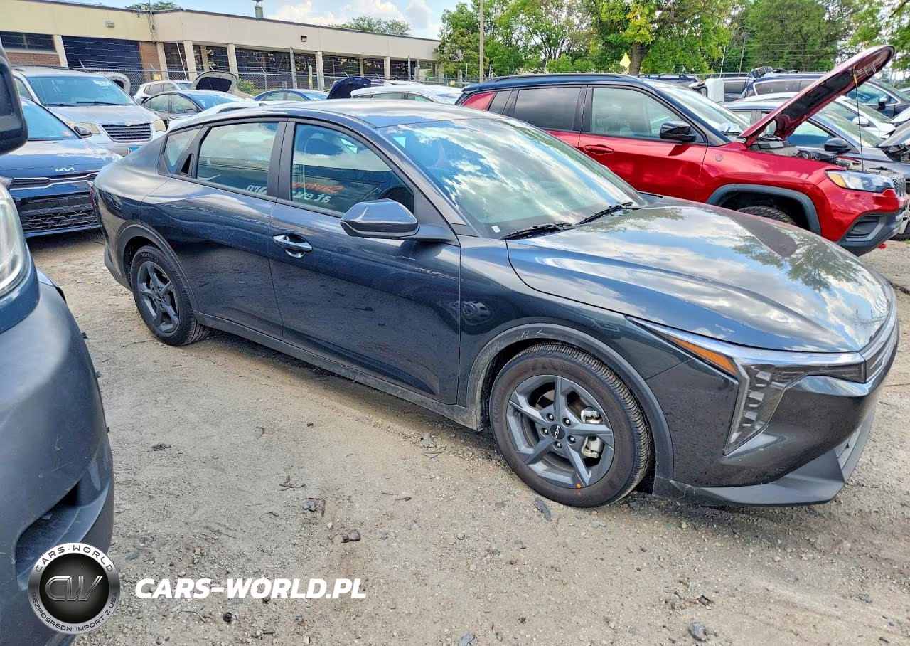 2026 Kia K4 Lxs VIN:3KPFT4DE6TE334611 - 4