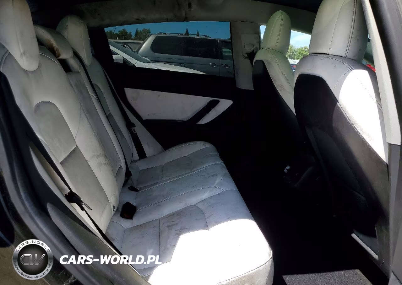 2020 Tesla Model 3 VIN:5YJ3E1EB5LF638961 - 10