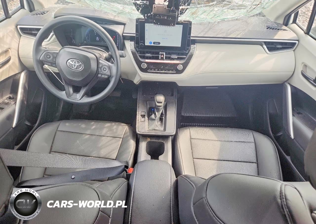 2026 Toyota Corolla Cross L VIN:7MUAAABG1TV173972 - 8