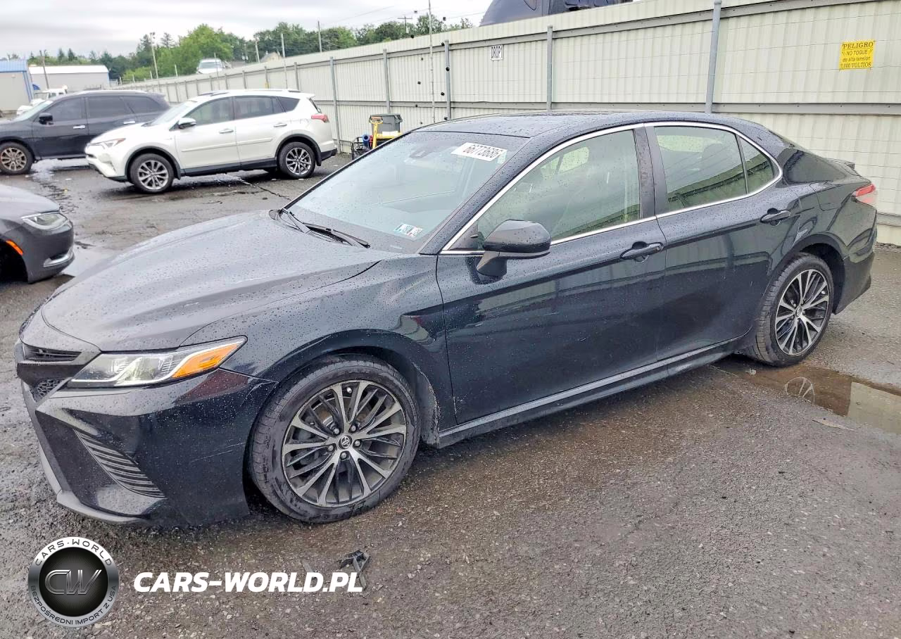 2018 Toyota Camry Se – zdjęcie 1 z 12