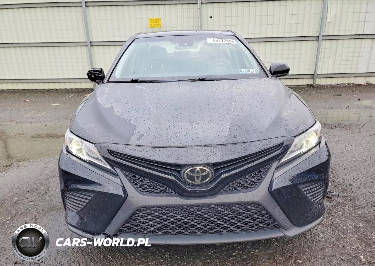 2018 Toyota Camry Se VIN:JTNB11HK5J3005448 - 5