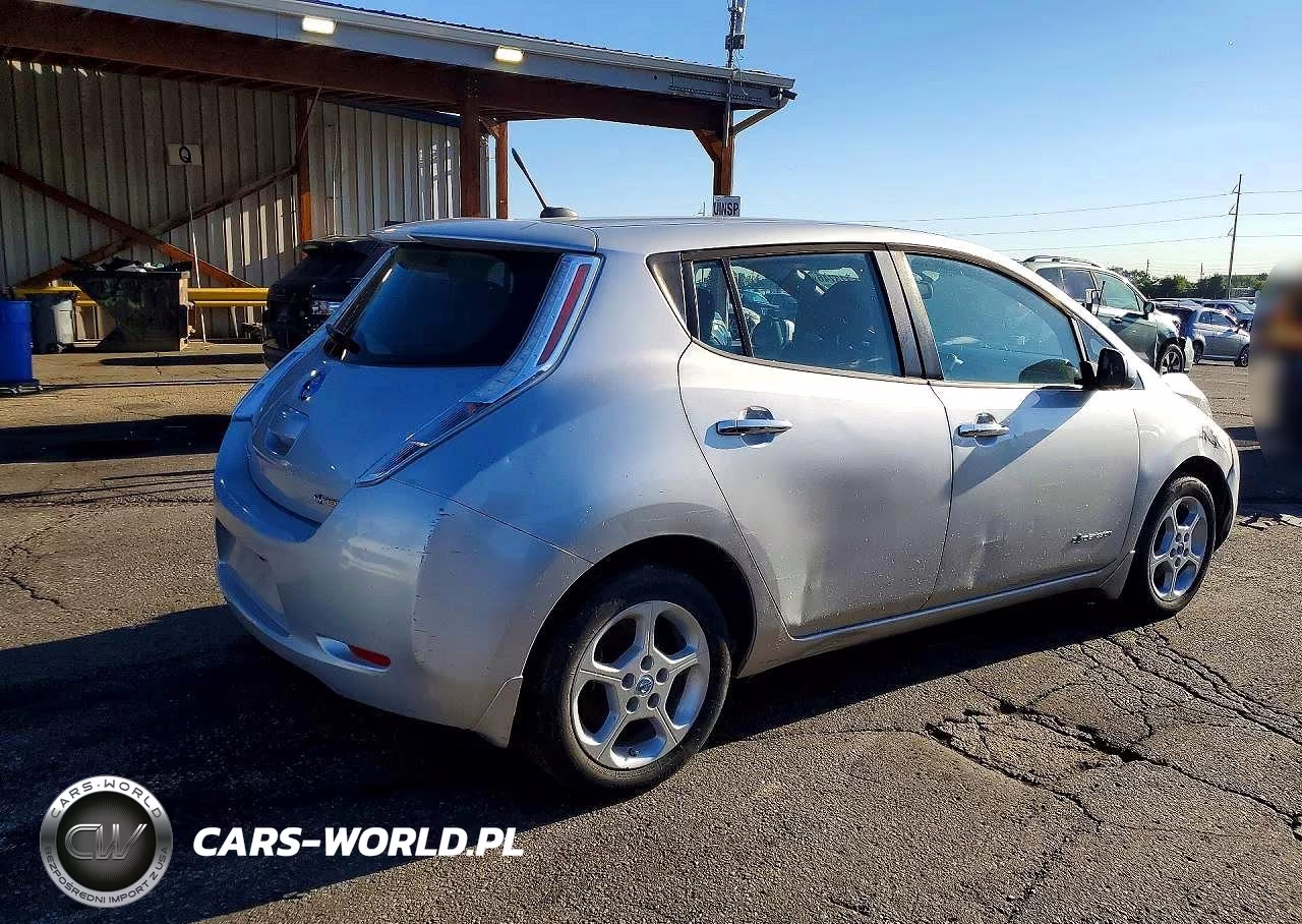 NISSAN LEAF VIN:1N4AZ0CP5DC423640 - 3