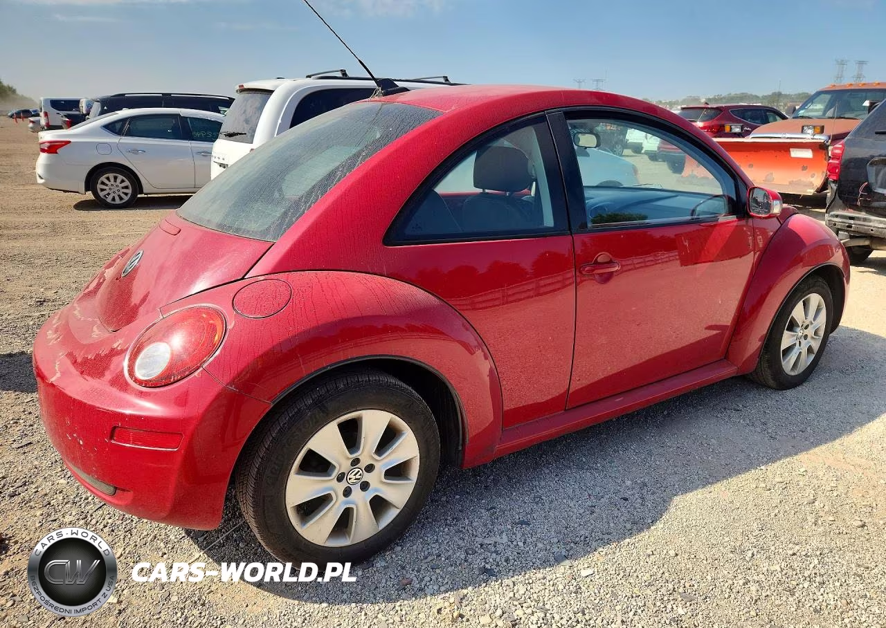 2009 Volkswagen New Beetle S VIN:3VWPW31CX9M516994 - 3