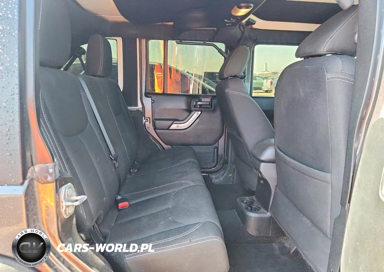 2017 Jeep Wrangler Unlimited Rubicon VIN:1C4BJWFG5HL626859 - 10