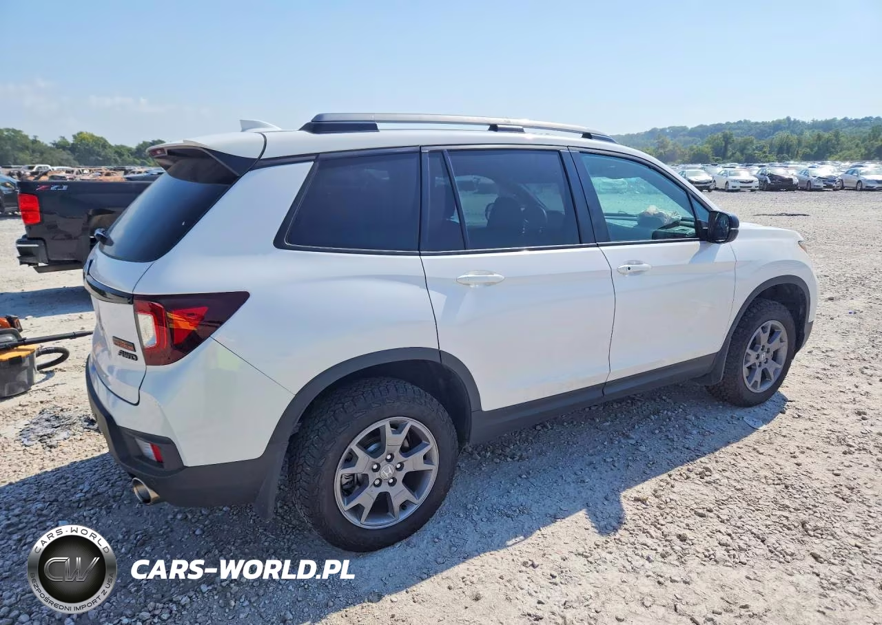 2025 Honda Passport Trail Sport VIN:5FNYF8H67SB012255 - 3