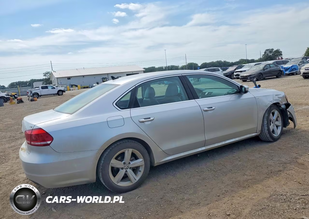 2014 Volkswagen Passat S VIN:1VWAT7A33EC025703 - 3