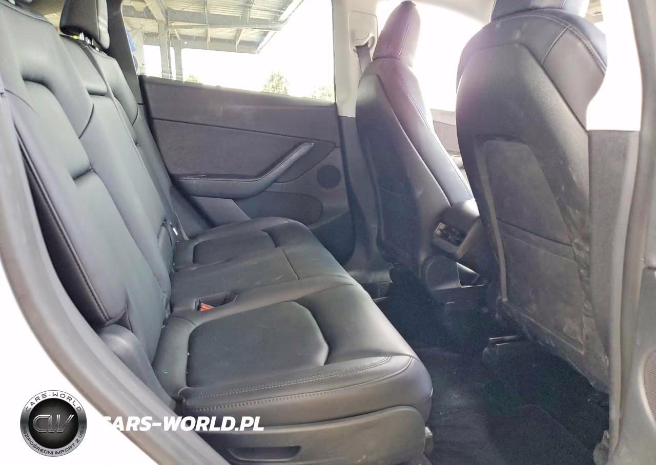2021 Tesla Model Y VIN:5YJYGAEE4MF242919 - 11