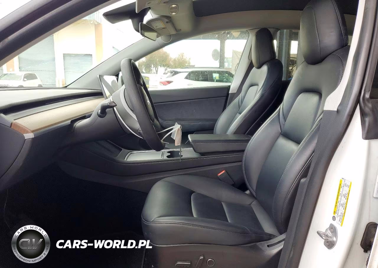 2021 Tesla Model Y VIN:5YJYGAEE4MF242919 - 7