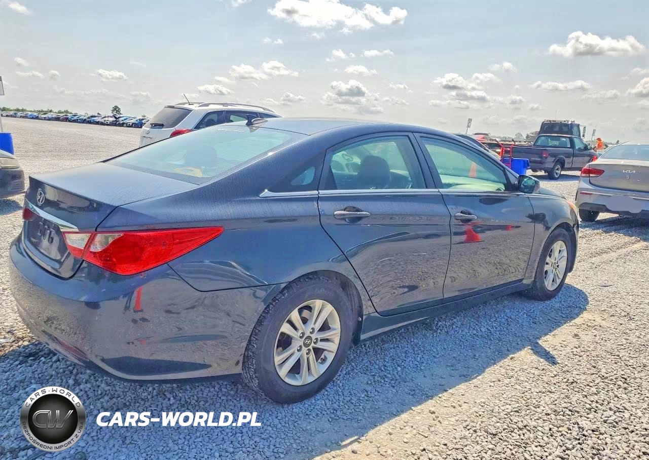2013 Hyundai Sonata Gls VIN:5NPEB4AC2DH723860 - 3