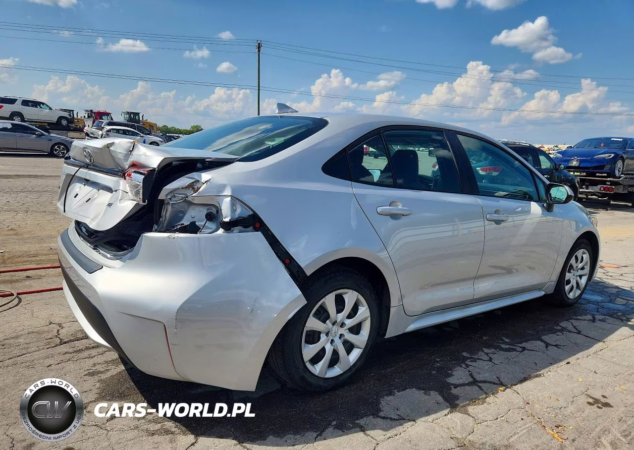 2020 Toyota Corolla Le VIN:5YFEPRAE3LP053981 - 3