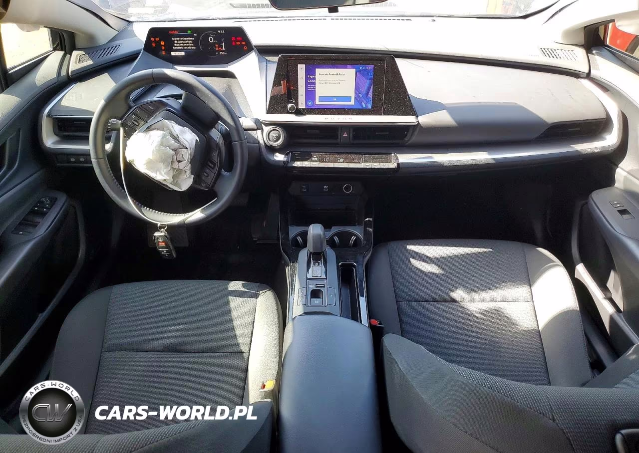 2024 Toyota Prius Le VIN:JTDACAAU6R3024642 - 8