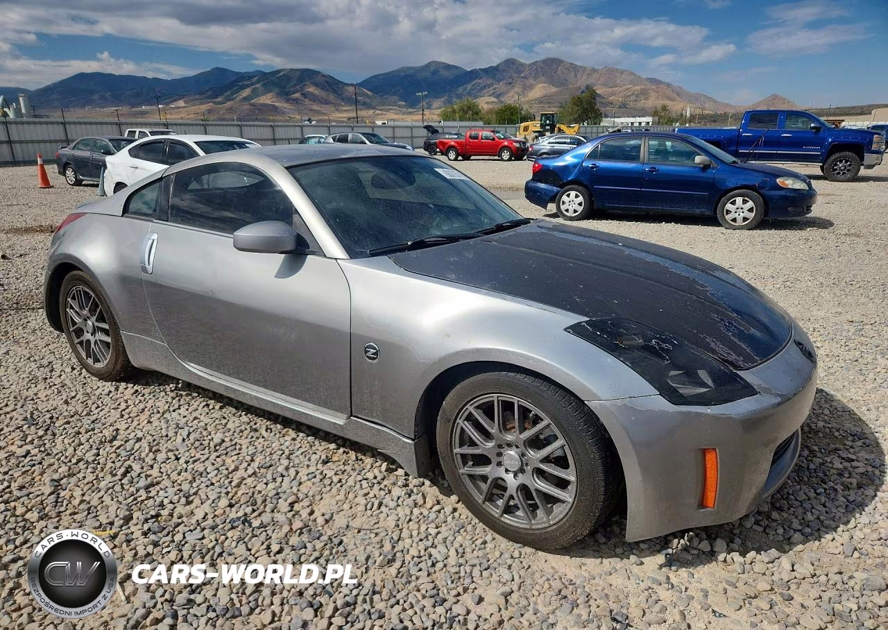 2005 Nissan 350Z Base VIN:JN1AZ34DX5M602867 - 4