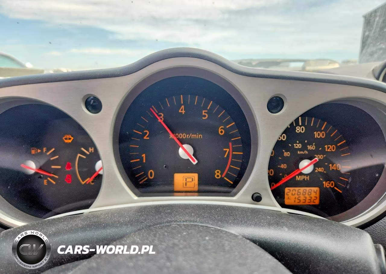 2005 Nissan 350Z Base VIN:JN1AZ34DX5M602867 - 9