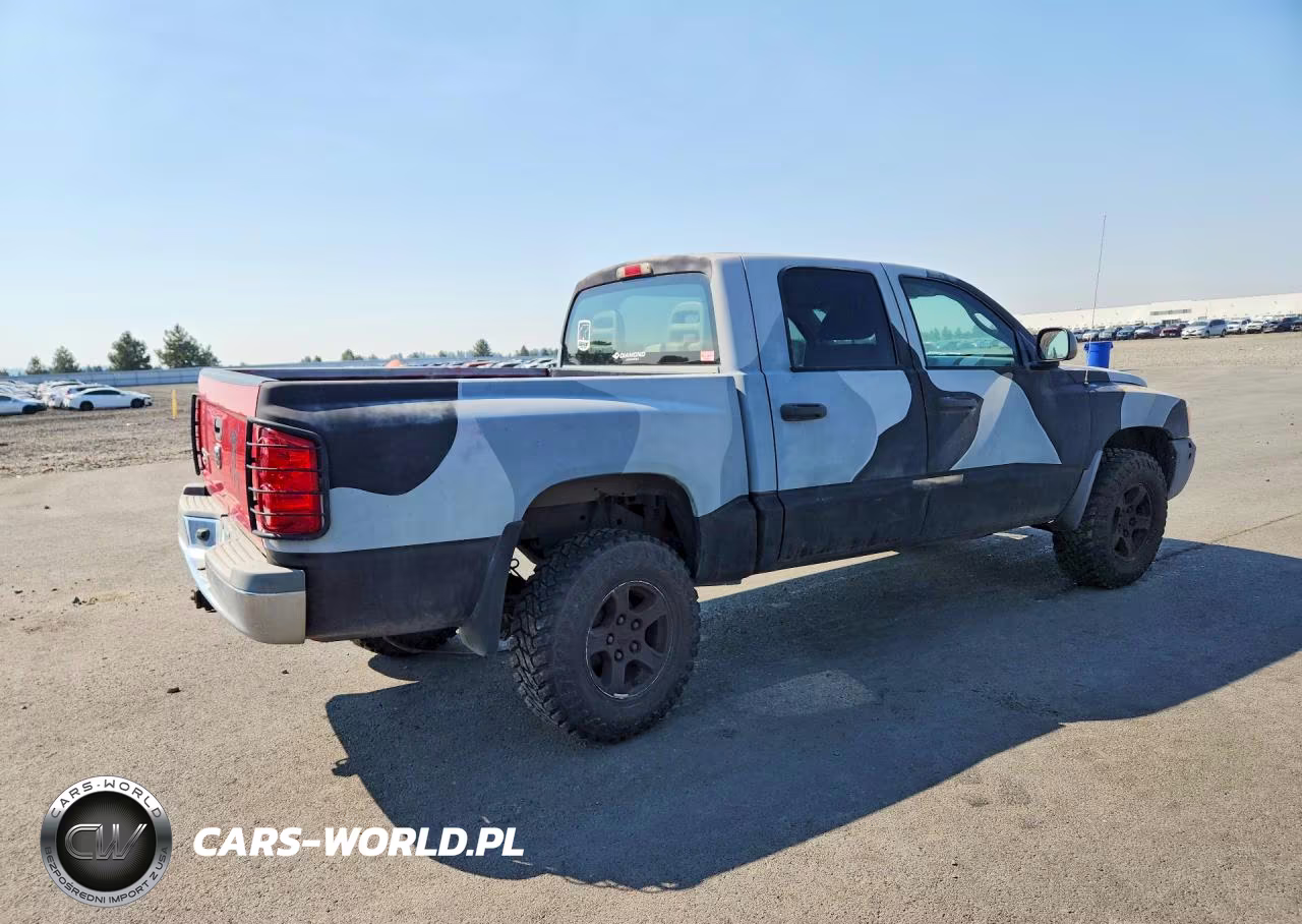2005 Dodge Dakota Quad Slt VIN:1D7HW48N85S245901 - 3