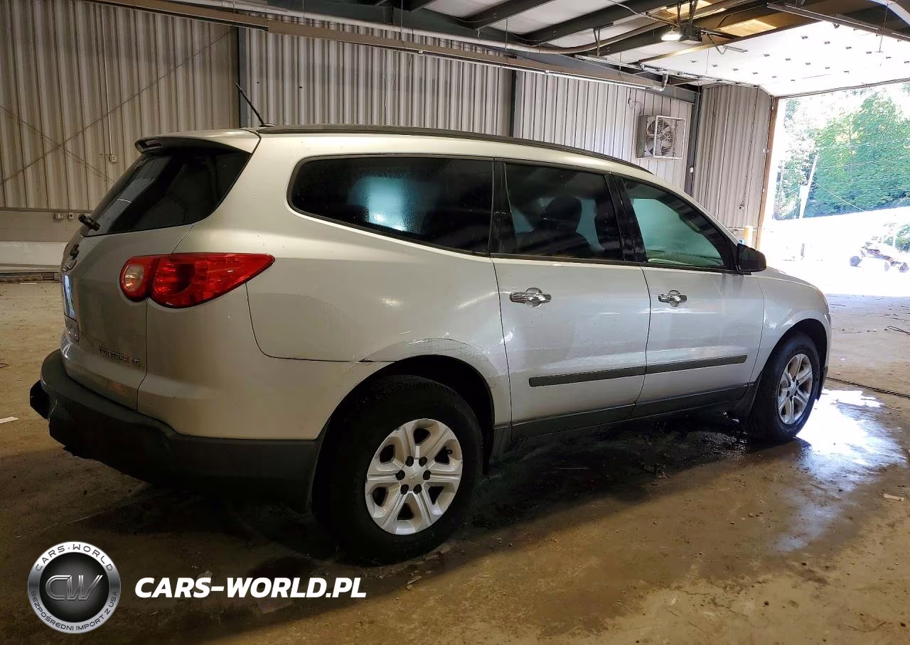 2010 Chevrolet Traverse Ls VIN:1GNLVEED9AJ235555 - 3