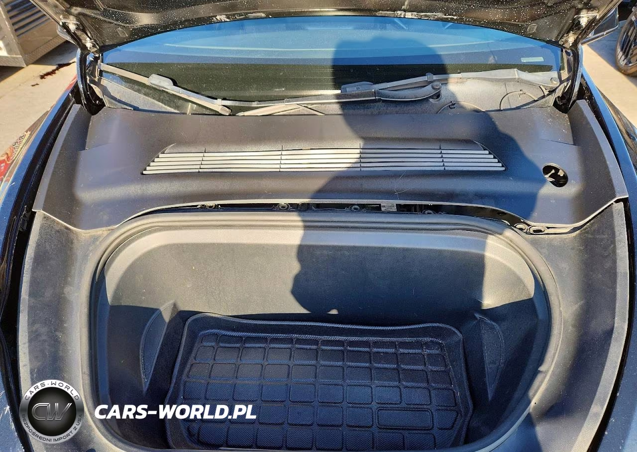 2021 Tesla Model Y VIN:5YJYGDEF5MF216081 - 12