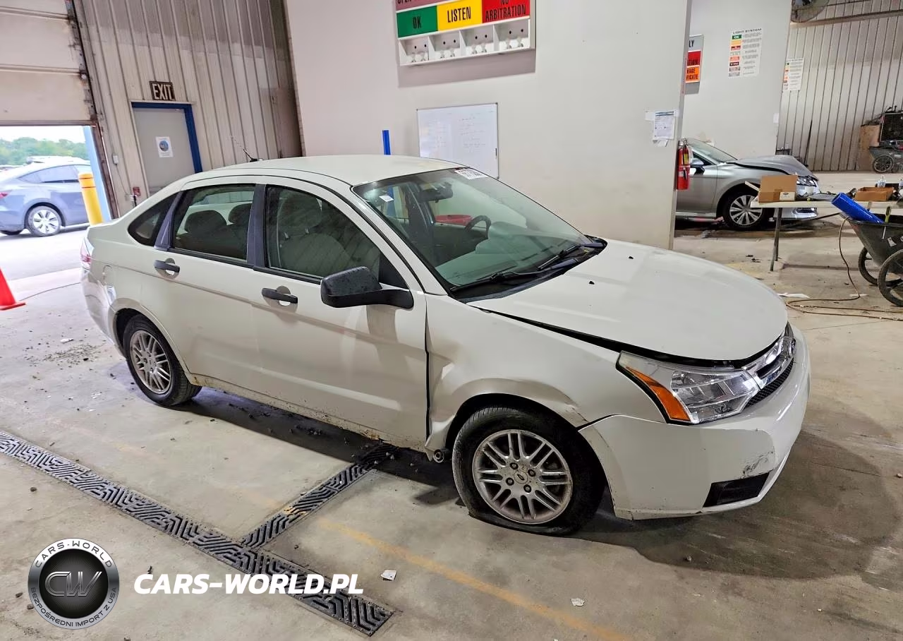 2010 Ford Focus Se VIN:1FAHP3FNXAW288200 - 4