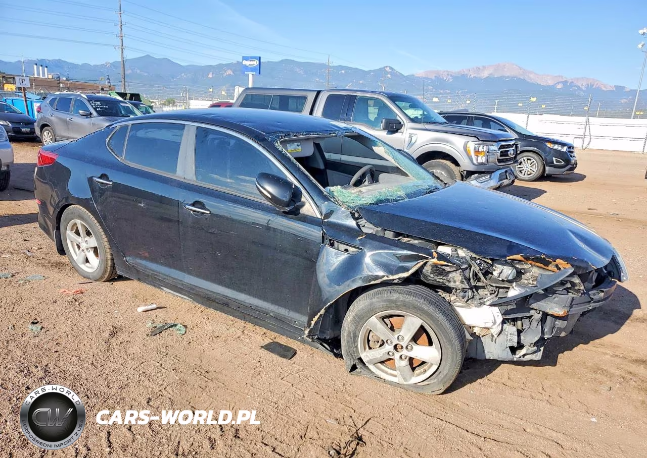 2015 Kia Optima Lx VIN:5XXGM4A74FG464745 - 4