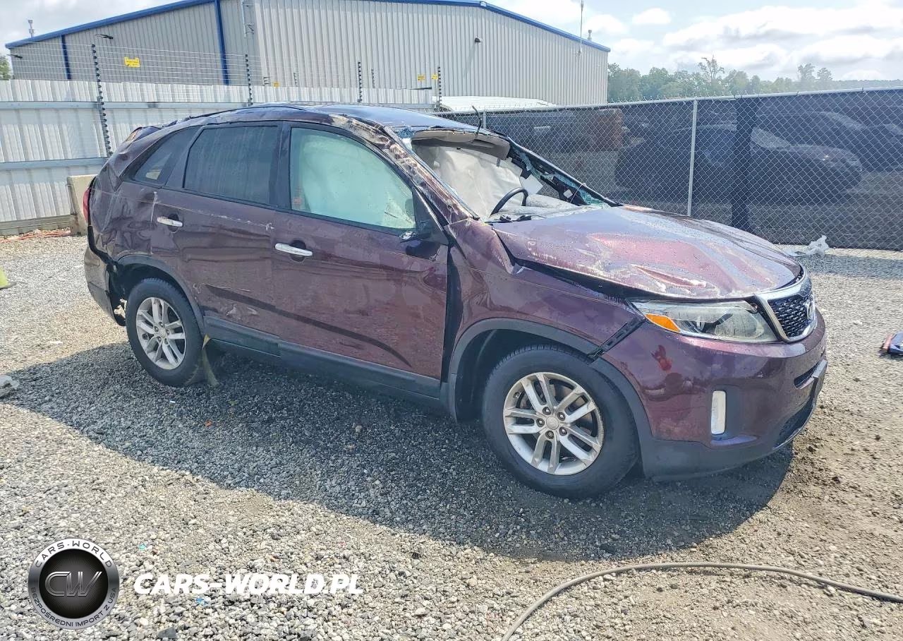 2015 Kia Sorento Lx VIN:5XYKT3A64FG633088 - 4