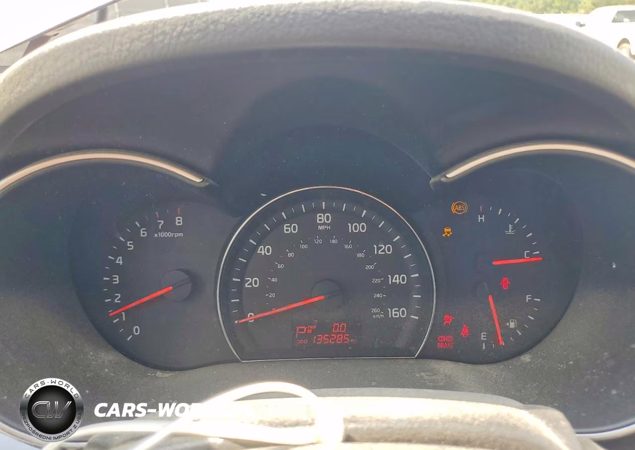 2015 Kia Sorento Lx VIN:5XYKT3A64FG633088 - 9