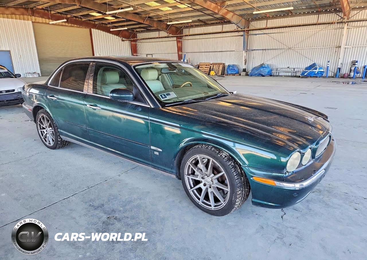 2004 Jaguar Xjr S VIN:SAJWA73B24TG30933 - 4
