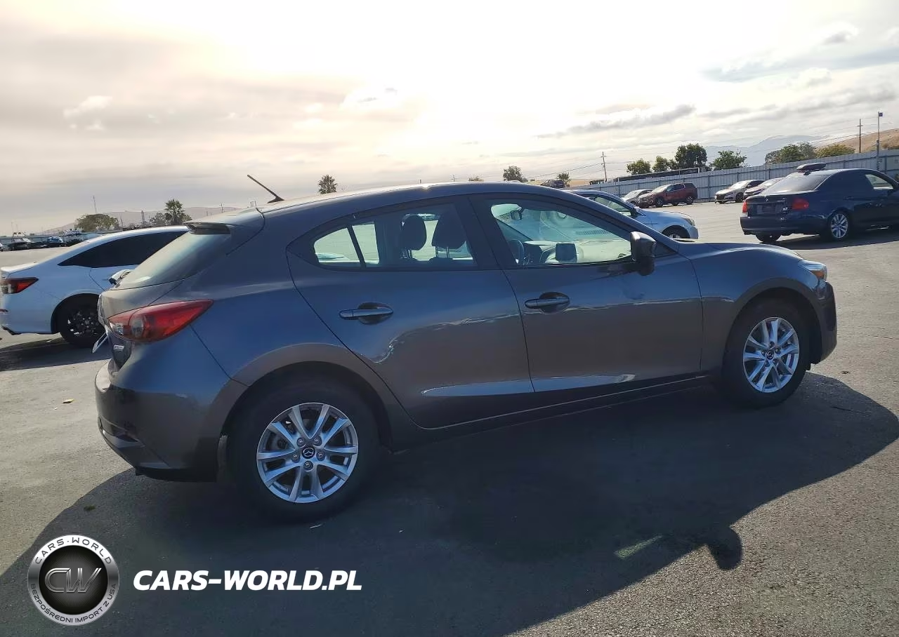 2018 Mazda 3 Sport VIN:3MZBN1K75JM203584 - 3
