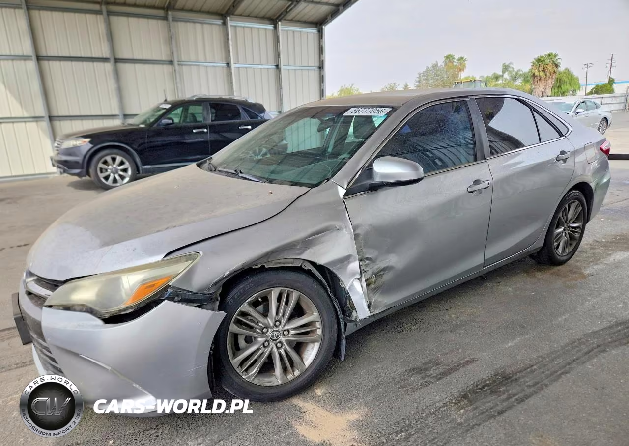 2015 Toyota Camry Se – zdjęcie 1 z 12