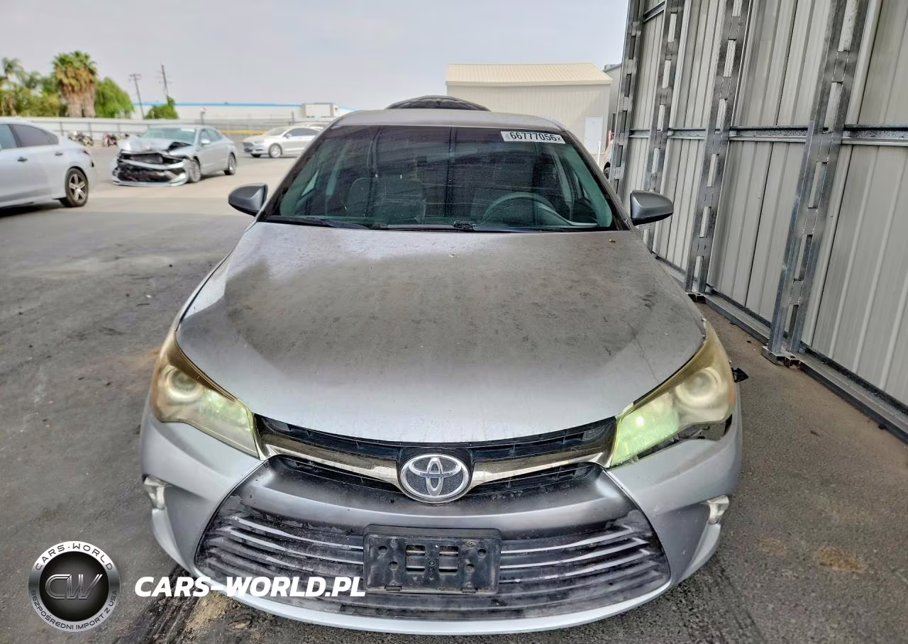 2015 Toyota Camry Se VIN:4T1BF1FK7FU104603 - 5