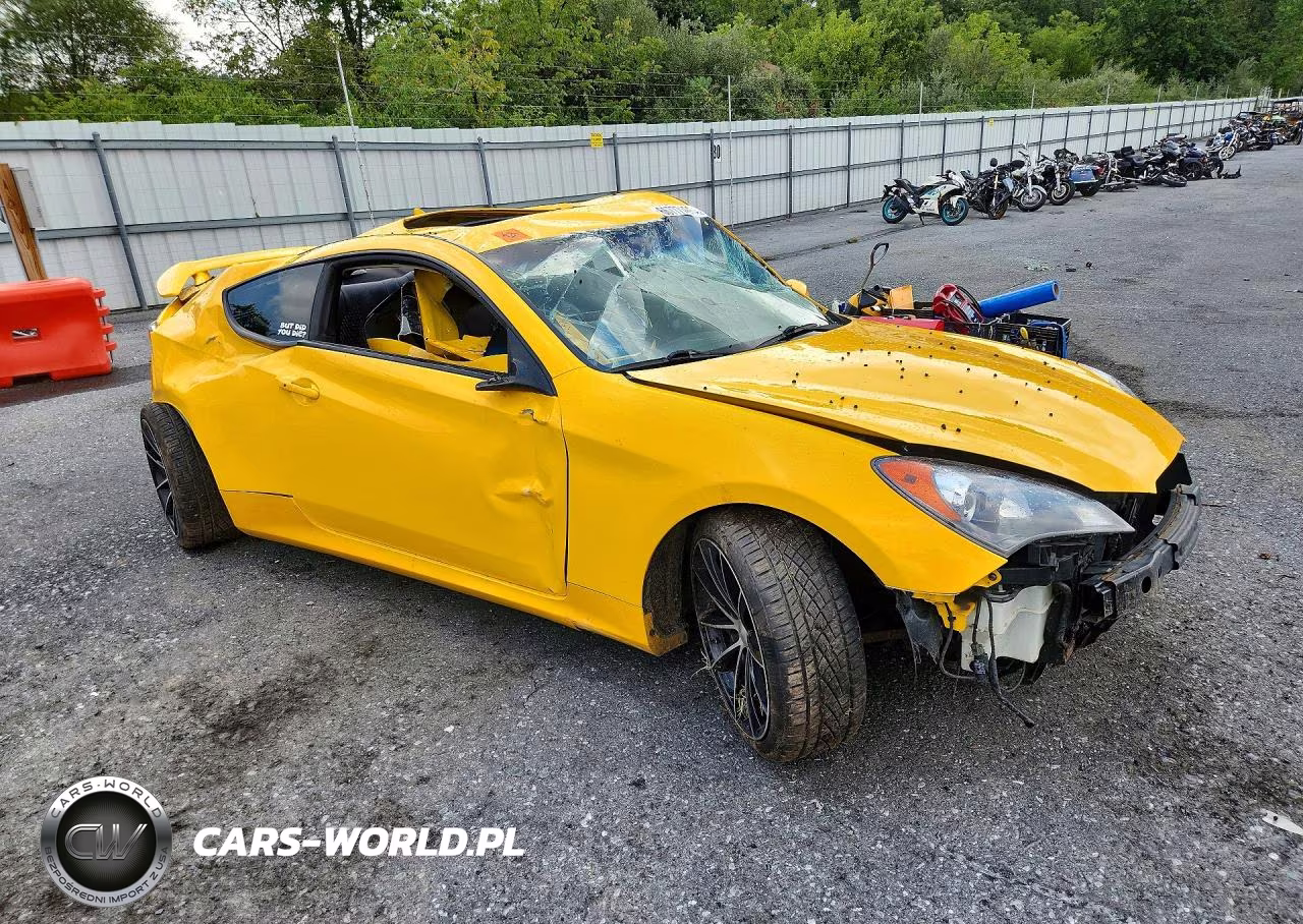 2012 Hyundai Genesis Coupe 3.8 Track VIN:KMHHU6KH5CU068705 - 4