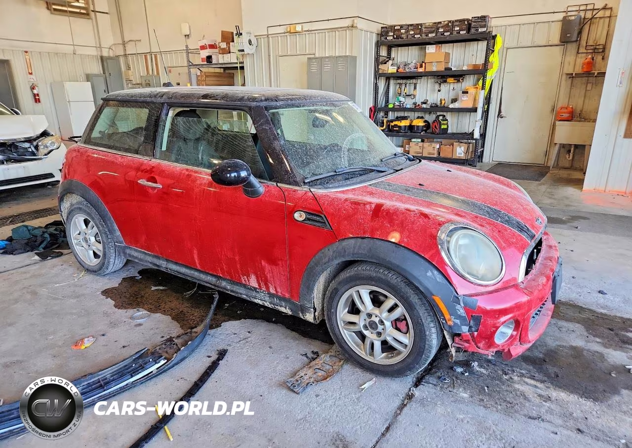 2013 Mini Cooper Base VIN:WMWSU3C56DT682387 - 4