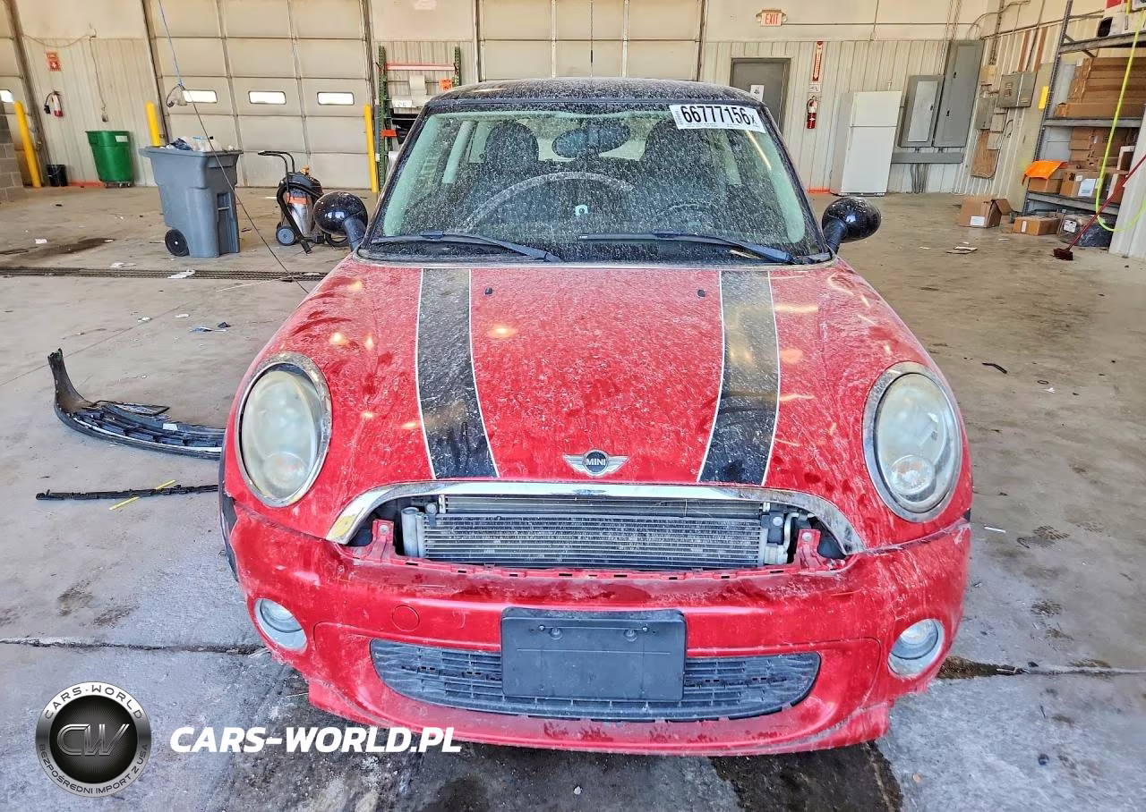 2013 Mini Cooper Base VIN:WMWSU3C56DT682387 - 5