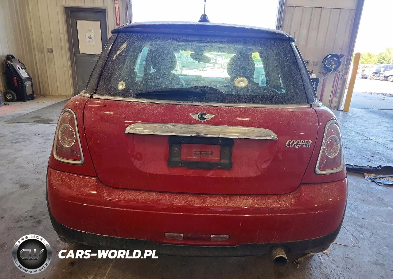 2013 Mini Cooper Base VIN:WMWSU3C56DT682387 - 6