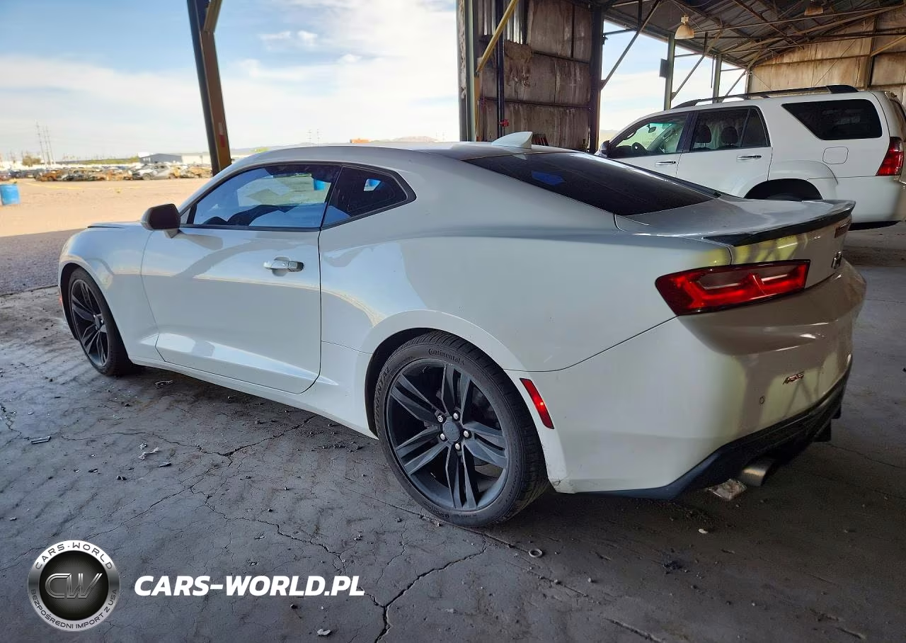 2018 Chevrolet Camaro Lt VIN:1G1FC1RSXJ0137128 - 2