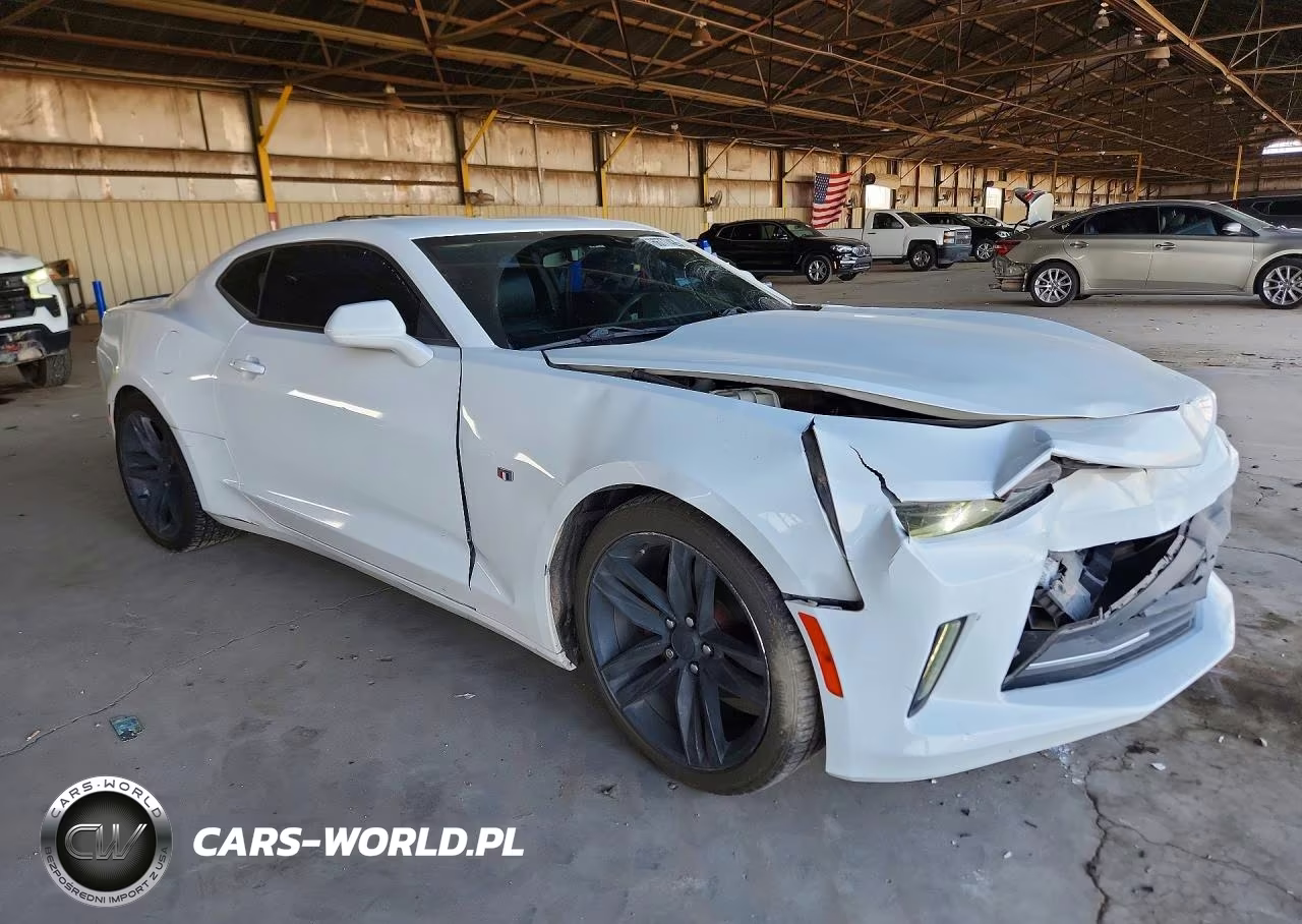 2018 Chevrolet Camaro Lt VIN:1G1FC1RSXJ0137128 - 4