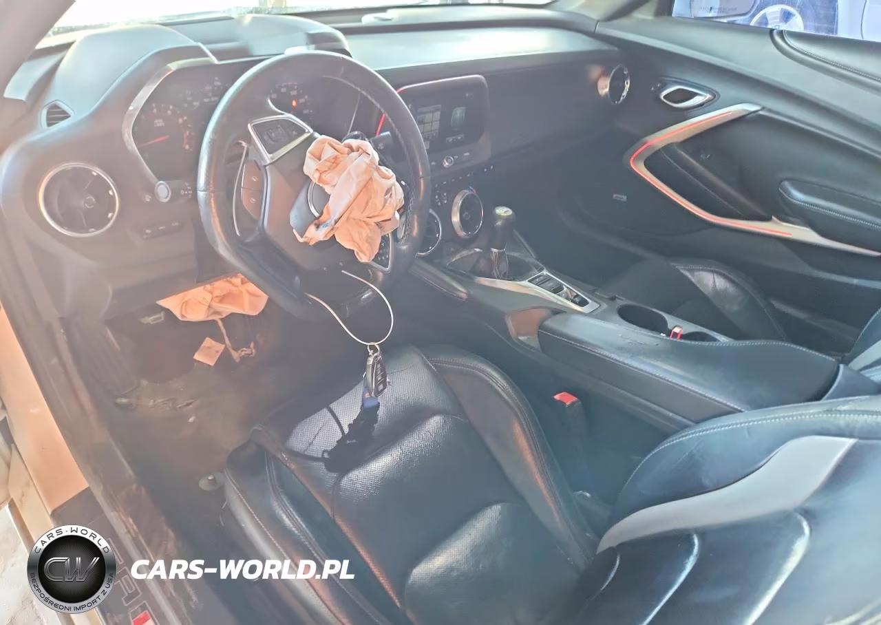 2018 Chevrolet Camaro Lt VIN:1G1FC1RSXJ0137128 - 8