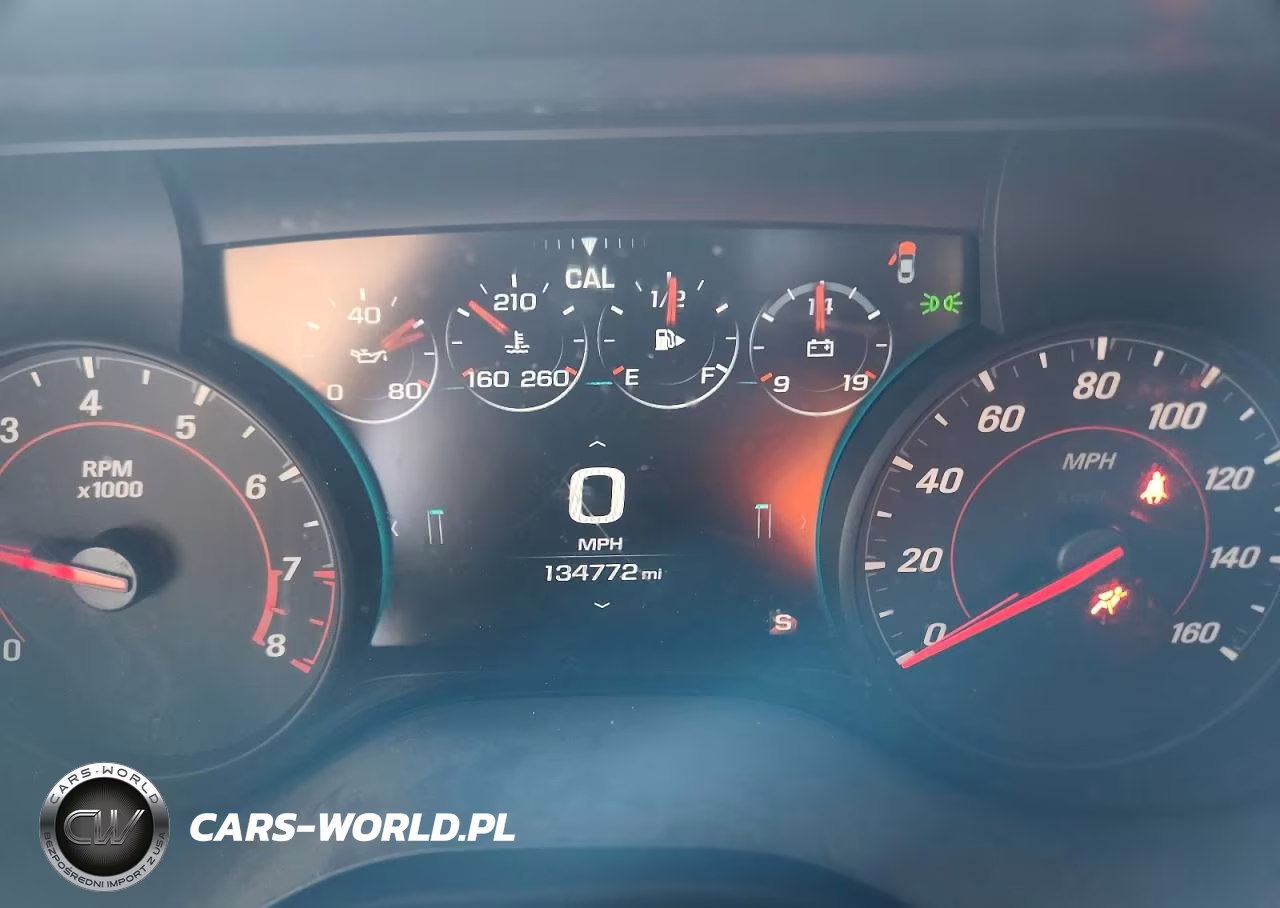 2018 Chevrolet Camaro Lt VIN:1G1FC1RSXJ0137128 - 9