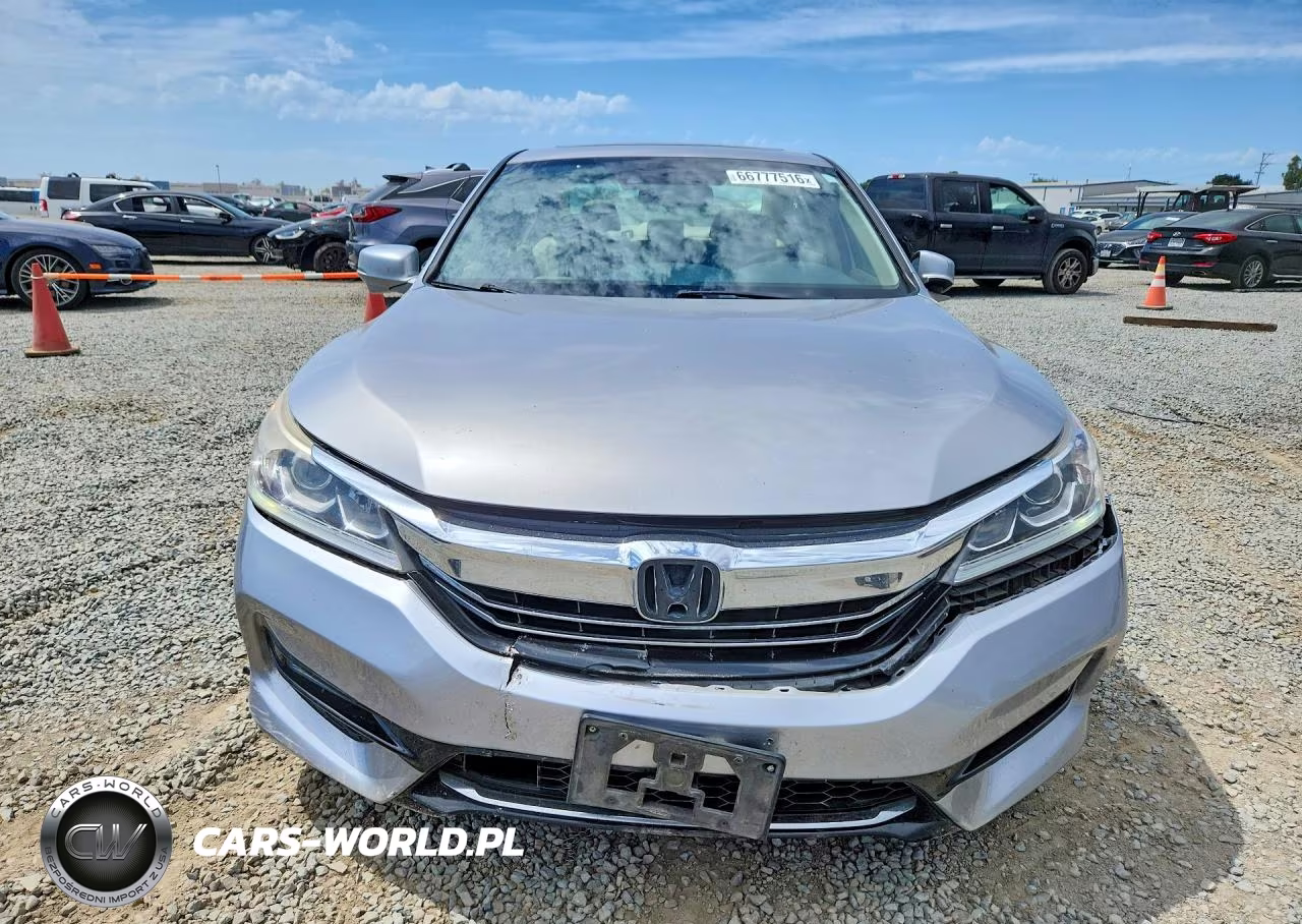 2017 Honda Accord Hybrid Exl VIN:JHMCR6F55HC000724 - 5