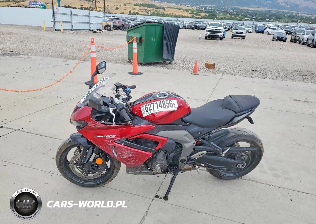 2025 Triumph Motorcycle Daytona 660 VIN:SMTL23UF0STCB7752 - 3