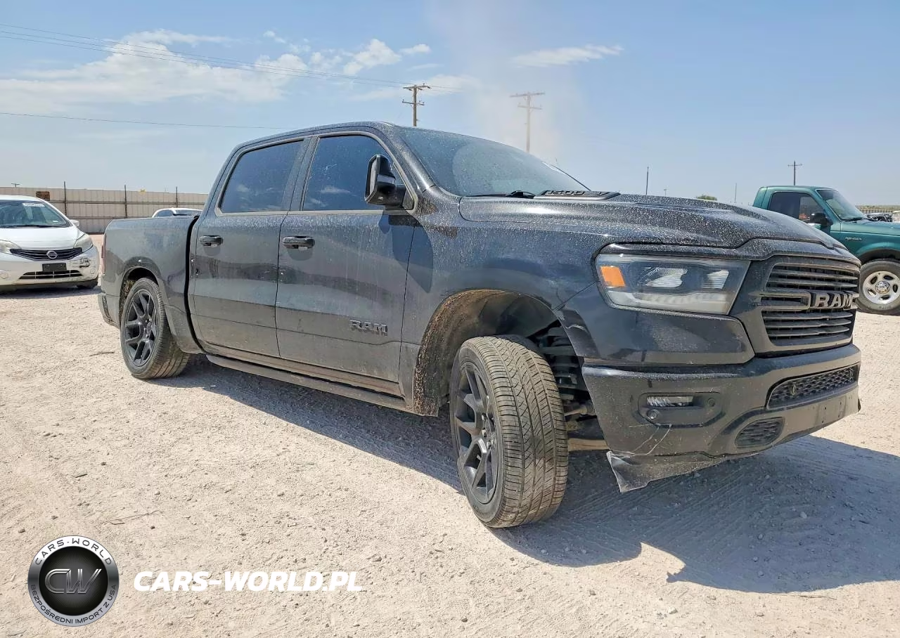 2024 Ram 1500 Laramie VIN:1C6SRFJT8RN103068 - 4