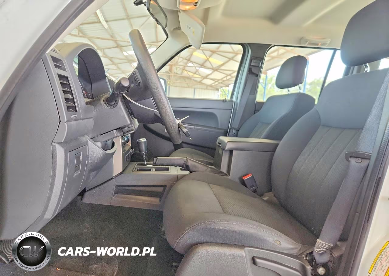 2012 Jeep Liberty Sport VIN:1C4PJLAK6CW109058 - 7