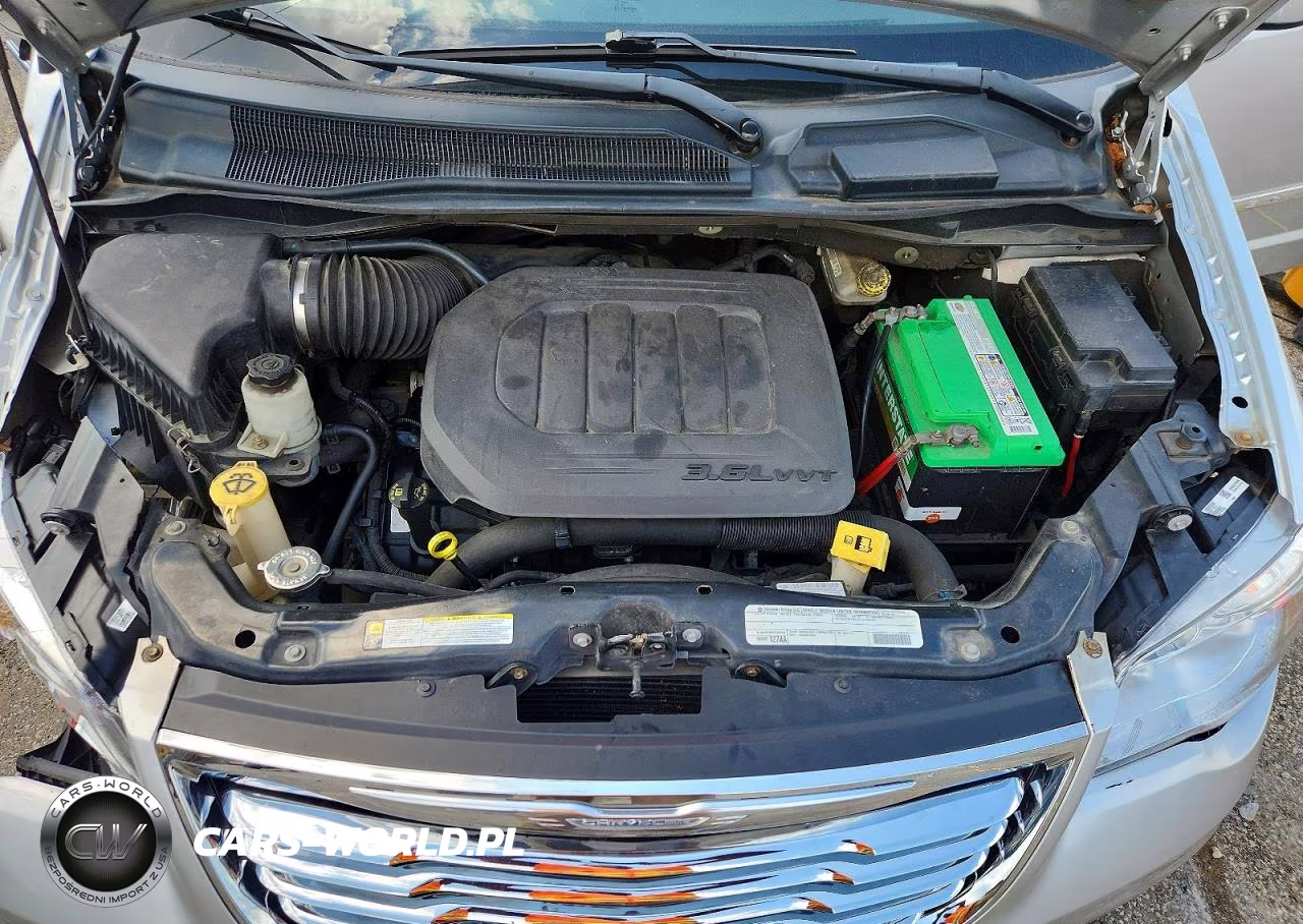 2011 Chrysler Town & Country Touring VIN:2A4RR5DG0BR607889 - 12