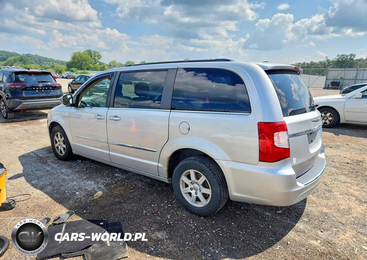 2011 Chrysler Town & Country Touring VIN:2A4RR5DG0BR607889 - 2