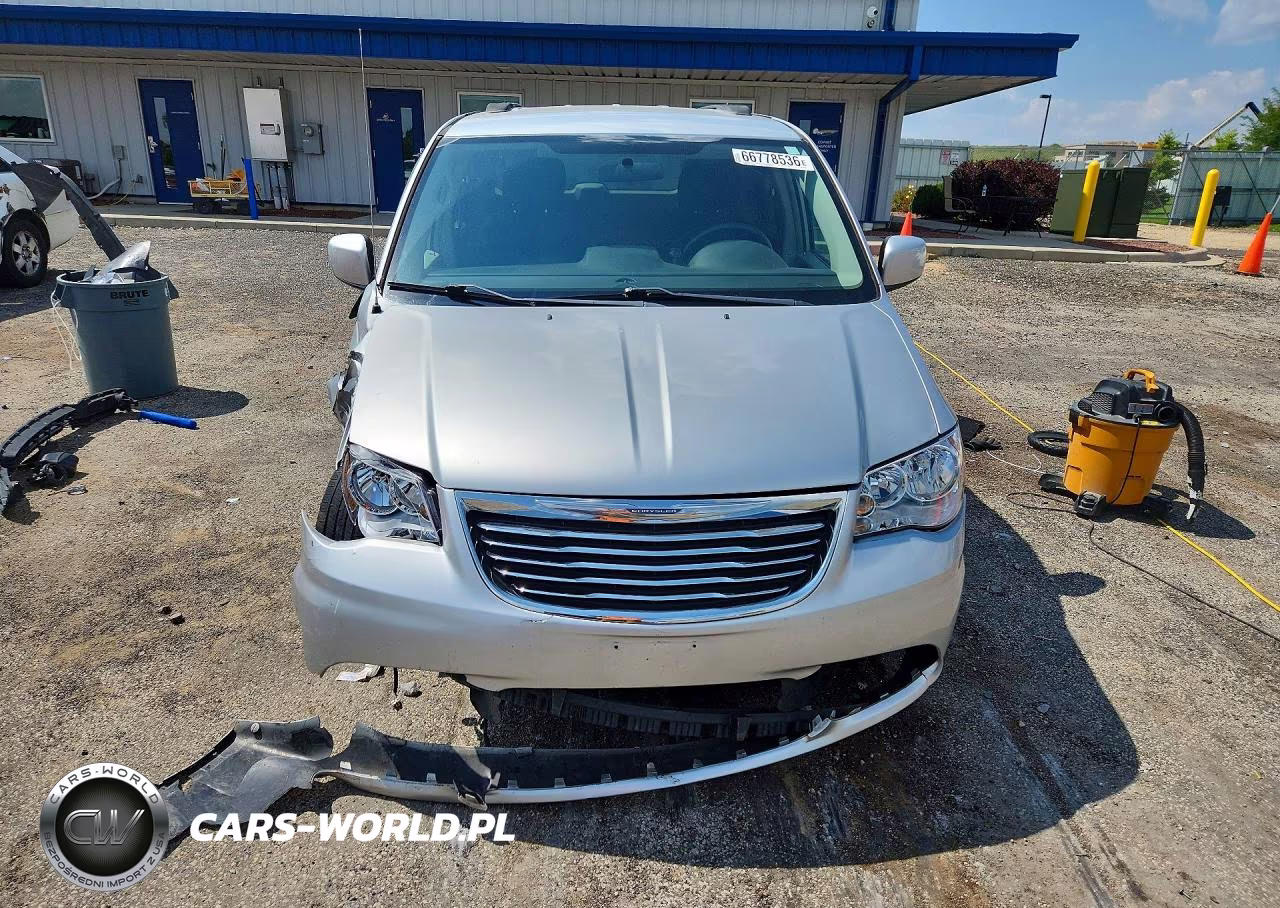 2011 Chrysler Town & Country Touring VIN:2A4RR5DG0BR607889 - 5