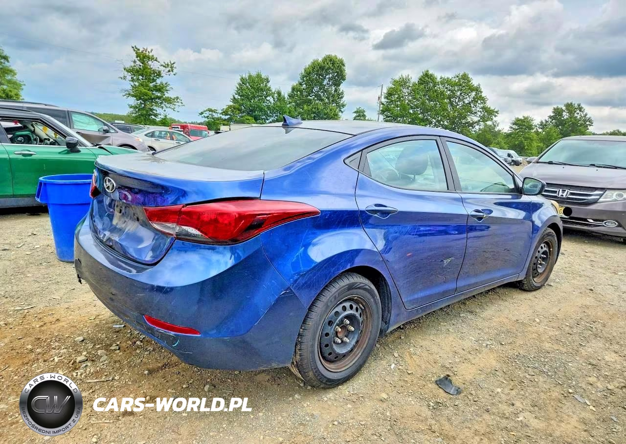 2016 Hyundai Elantra Se VIN:5NPDH4AE5GH710486 - 3
