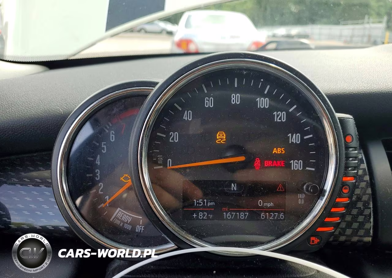 2015 Mini Cooper S VIN:WMWXP7C52F2A59705 - 9