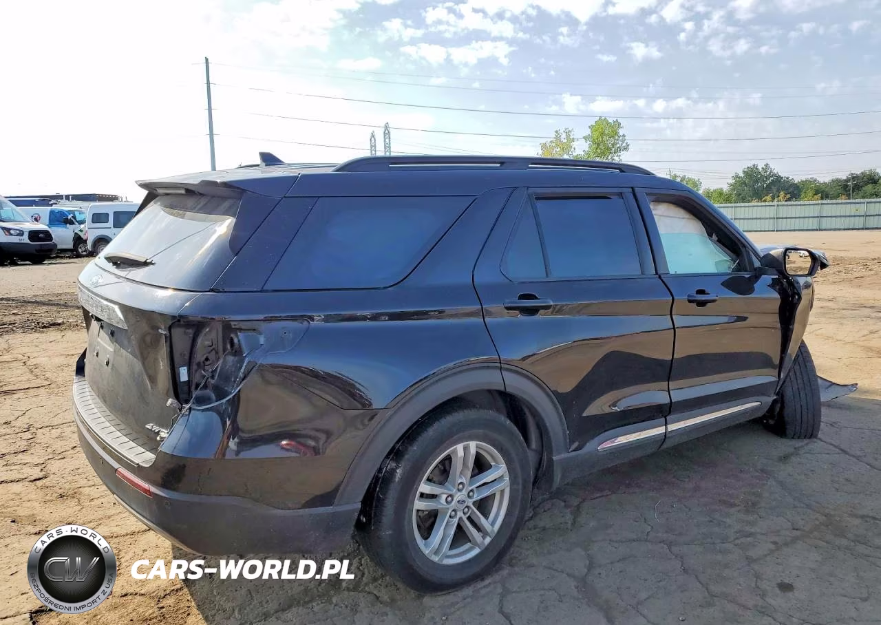 2023 Ford Explorer Xlt VIN:1FMSK8DH9PGA07902 - 3