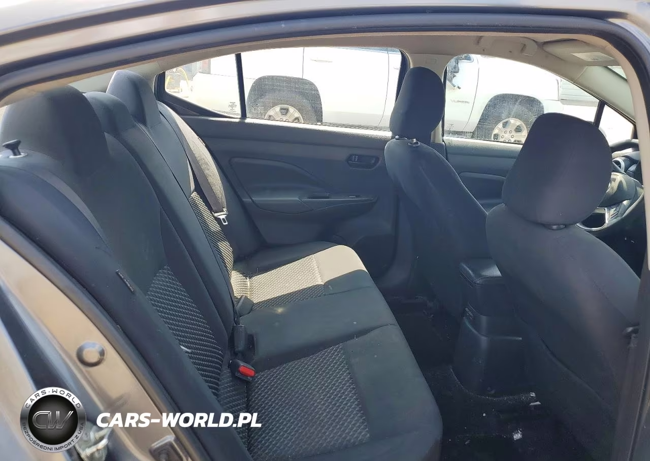 2020 Nissan Versa S VIN:3N1CN8DV6LL847733 - 10