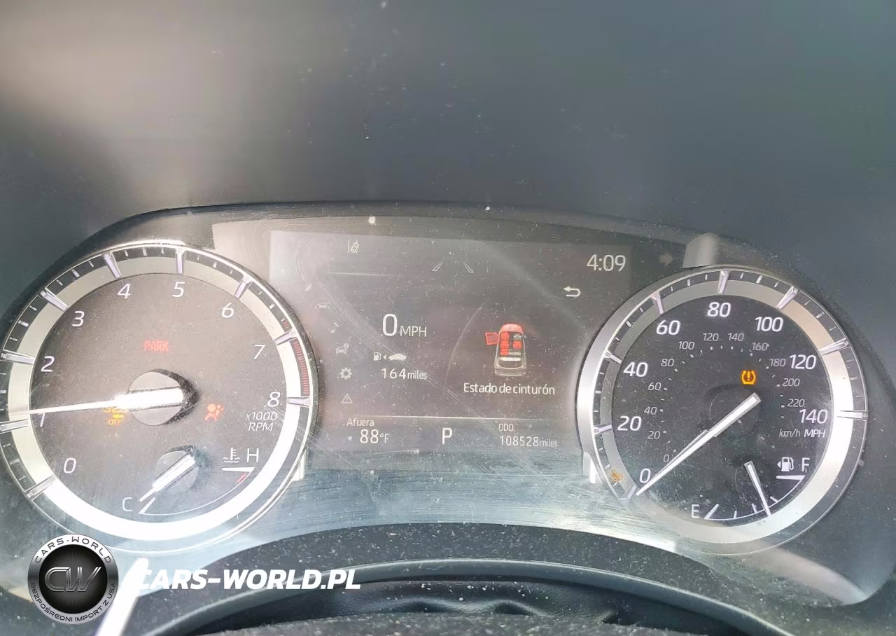 2022 Toyota Highlander Xle VIN:5TDGZRBH8NS569193 - 9